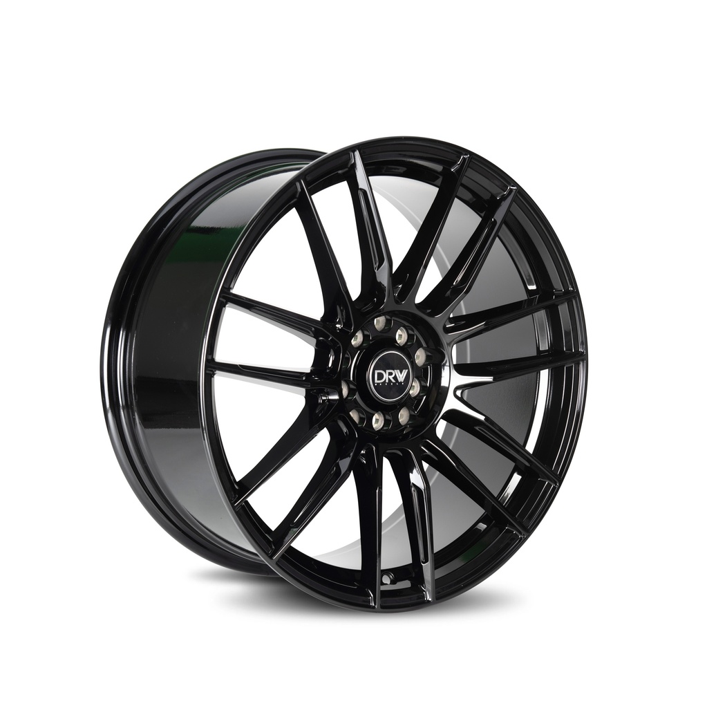 D22 18x8 5x105/114.3 38 73.1 Gloss Black