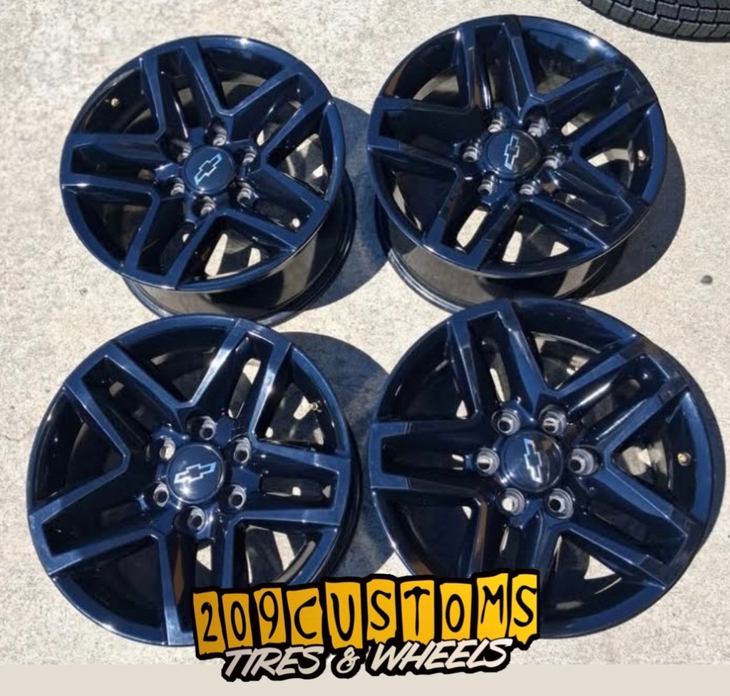 SET OF 4 18” CHEVY SILVERADO TRAIL BOSS 6X139.7 GOOD CONDITION FITS: TAHOE, SILVERADO, AVALANCHE