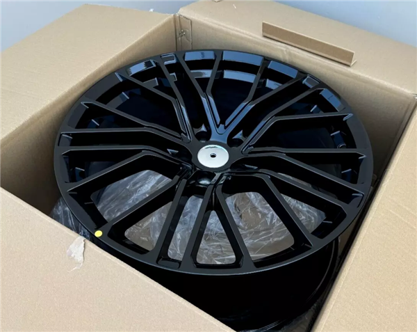 AU-17 GLOSS BLACK 20X9.0 5X112 +32 +66.6 *AW*