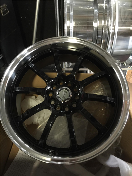 VELOCITY 177 18X7.5+38 5X100+114.3 BLACK