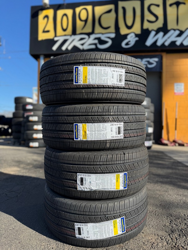 235/40R19 GOODYEAR EAGLE TOURING BW 96V XL 500AA**MADE IN USA**
