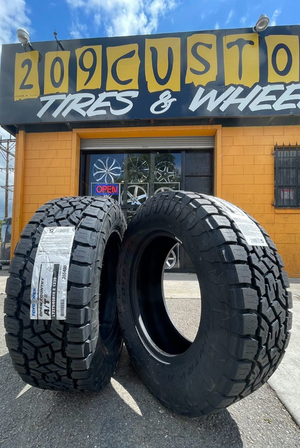 33X12.50R17LT TOYO OPEN COUNTRY A/T III 124S 12PLY