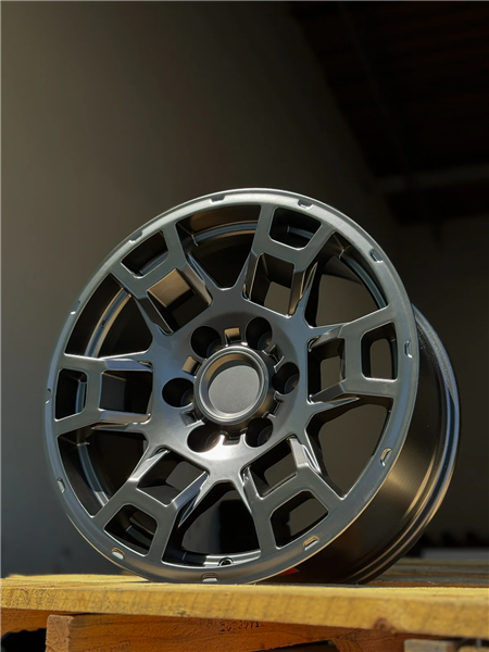 AGP PRO 302MB 17X8+5 6X139.7 CB-106.2 MATTE BLACK