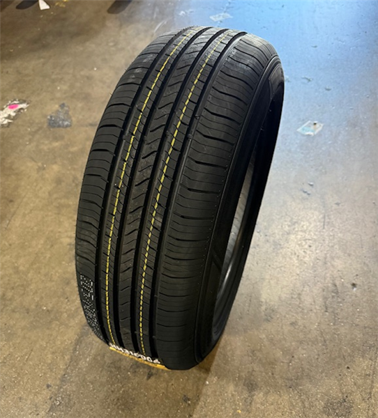 215/55R17 HEADWAY HH316 94V 500AA
