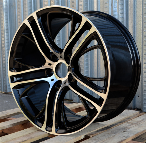 B-12 GLOSS BLACK/MACHINE FACE 20X11 5X4.75 +35 +74.1 *AW*