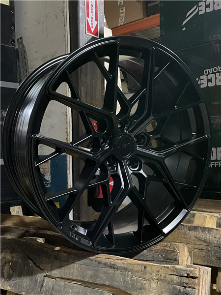 IVISON DRIVE 20X8.5 5X112 +35MM C.B-66.1 MATT BLACK