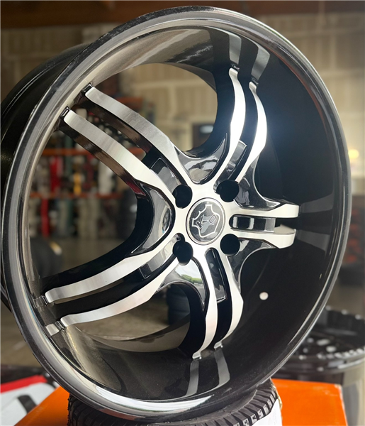 K9-K139 BLACK/MACHINE TIP 18X7.50 4X100 +35