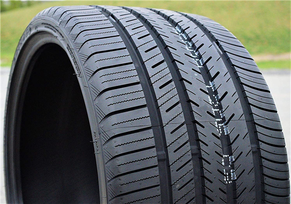 295/25R20 Atlas Tire Force UHP 95Y, XL All Season High Performance 520AAA***40K*****