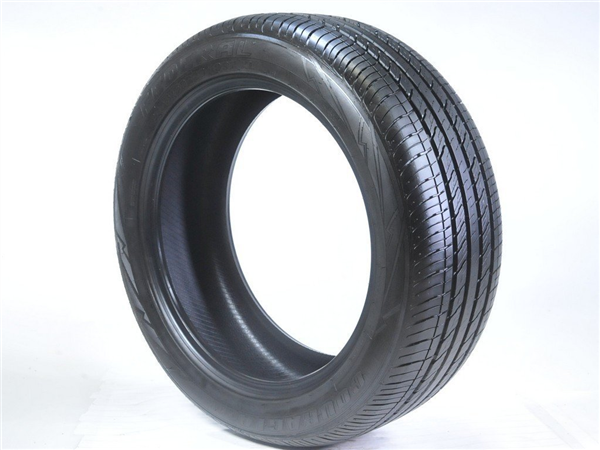 275/45ZR19 FEDERAL COURAGIA F/X 108Y XL 320AA