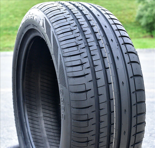 215/50R17XL ACCELERA PHI 95W 300AAA BSW