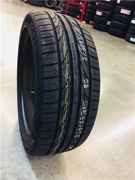 225/55R17XL KUMHO ECSTA PS31 101W 460AA BSW
