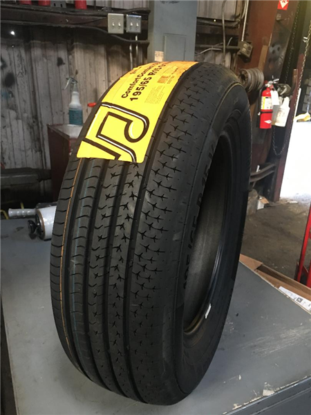 195/65R15 CONTINENTAL COMFORTCONTACT CC6 91V