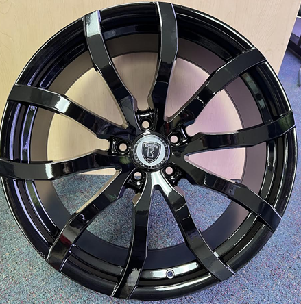 BORGHINI B32-M 18X8+38 5X114.3 C.B-73.1 B BLACK