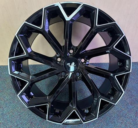 U2-65-M 18X8+38 5X114.3 C.B-73.1 B+MW1