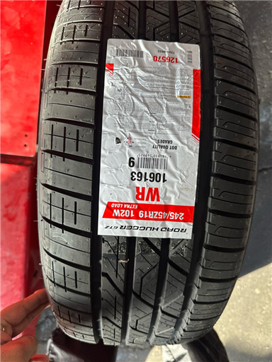 [126570] 245/45R19 ROAD HUGGER GTZ A/S 102W ***460AA***45K***