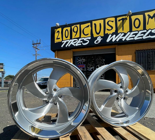 [209-CUSTOMS-LISTING] (SET OF 4) 22" US MAGS DESPERADO U134 22X8.5 + 22X10.5 5X127 5X5 CHEVY C-10 C TEN 70 71 265-30-22 front 295-30-22 rear