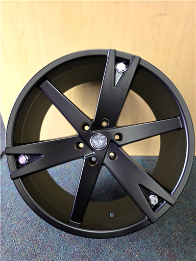 [GM13-M229139+13[AA]] GIMA WHEEL GM13-M 22X9.5+13 6X139.7 C.B108.1 MFB