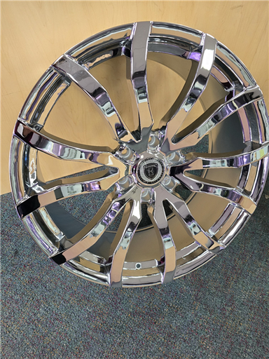 [B332215C] BORGHINI B33 22X9.5+30 6X139.7 C.B-78.1 CHROME