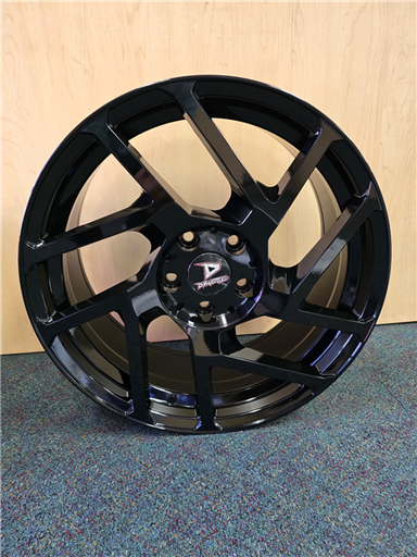 [DS21806B] DS2 WHEEL DS2-M 18X8+38 5X114.3 C.B-73.1 B ALL BLACK