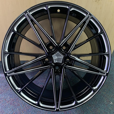 [VE6081806BMW] VELSEN WHEEL 608-M 18X8+38 5X114.3 C.B-73.1 B+MW