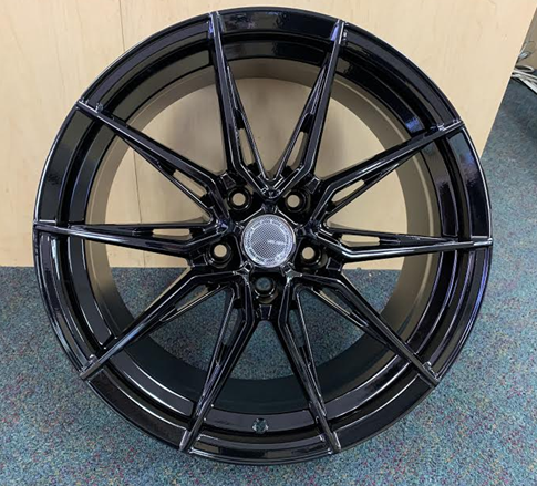 [VE5831806B] VELSEN WHEEL 583-M 18X8+38 5X114.3 C.B-73.1 B BLACK