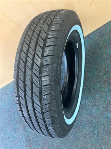 [VPGAM15] 195/60R15 VENOM POWER GRAND AM 88S WSW 480AB M+S***50K***20MM WHITE WALL