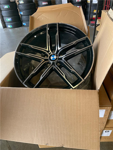[T84622955120] BMW REPLICA T846 20X9.5 5X120 +40MM 72.6 GLOSS BLACK MACHINED FACE