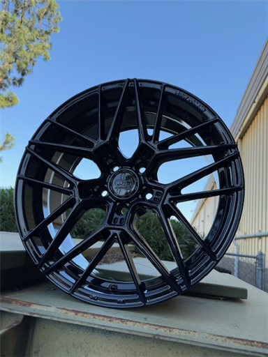 [OD451143BLACK] OD4 18X8 5X114.3 +35MM 73.1 GLOSS BLACK