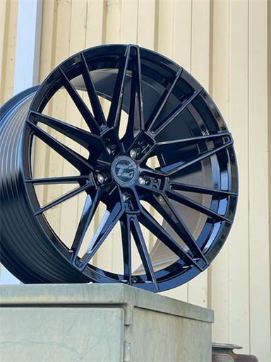 [PHOENIX2010551143GB] PHOENIX 20X10 5X114.3 +40MM 73.1 GLOSS BLACK ** FLOW FORM***Light Weight**