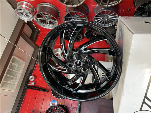 [2212324106139BM] STREET FORCE SF22123 24X10 6X139.7 Black Milled +30 c.b-78.1 **Special**