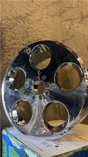 [G7231804] GIO-723 18x7.5 4x100 / 4x4.5 +42 C.B 73.1