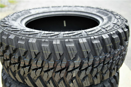 [LCM1827565E-OLD] LT275/65R18 CENTENNIAL TRAIL HOG M/T 123/120Q 10 PLY
