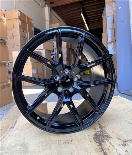 [MB13GB2025+45] MB-13 FULL GLOSS BLACK 20X9.0 5X112 +45 +66.6