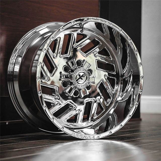 [XFX-N-304171061351397-12C] XFX FORGED XFX-304 CHROME 17X10 6X135/6X5.5 -12 +108 **FORGED** *FLOATING CAPS*