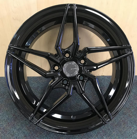 [VE1011706B] VELSEN WHEEL 101-M 17X7.5+38 5X114.3 C.B-73.1 B(U) ALL BLACK