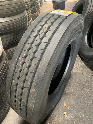 [24570195LG900] 245/70R19.5 16PR LAND GOLDEN LG900 **A/P** STEER