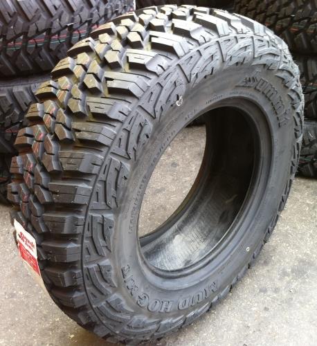 [35125017SUMMIT] LT35X12.50R17 SUMMIT MUD HOG 8 PLY