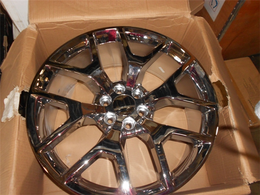 [G04241015+30C-D] G04 [GMC SIERRA] 24X10+30 6X139.7 C.B 78.10 CHROME [BLEM] *d